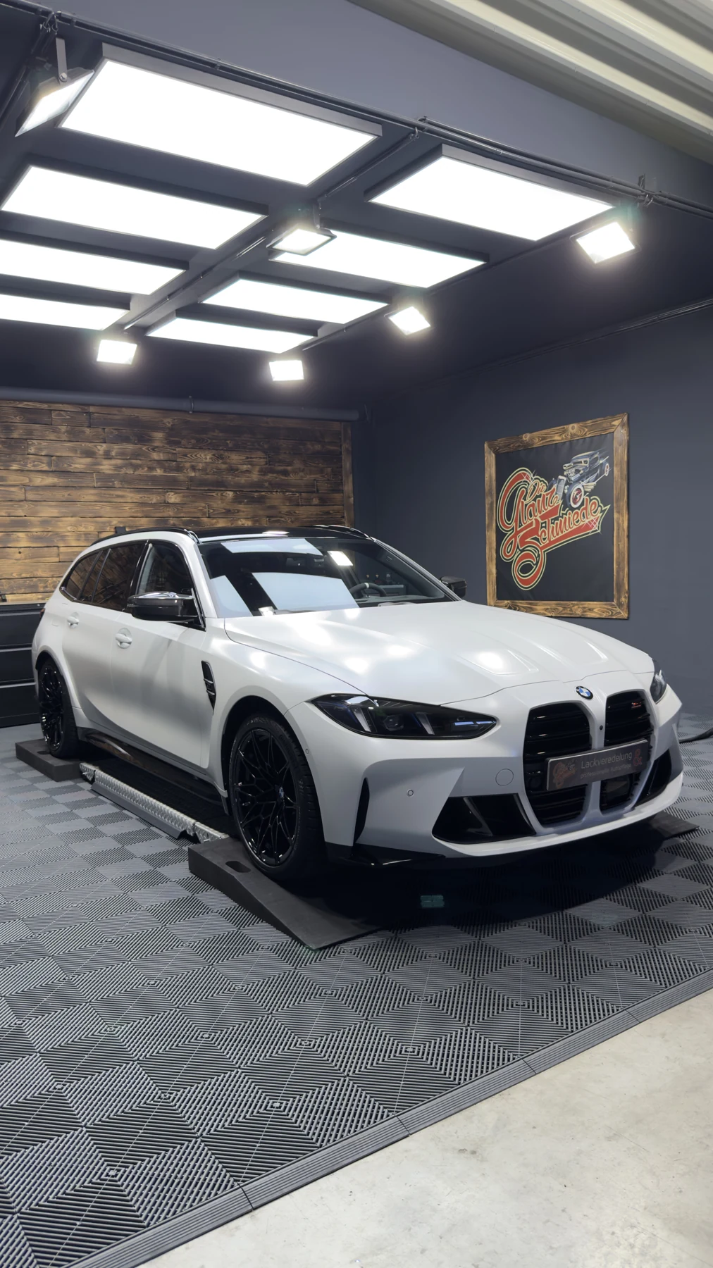 BMW M3 Touring · Front und Seitenlinie