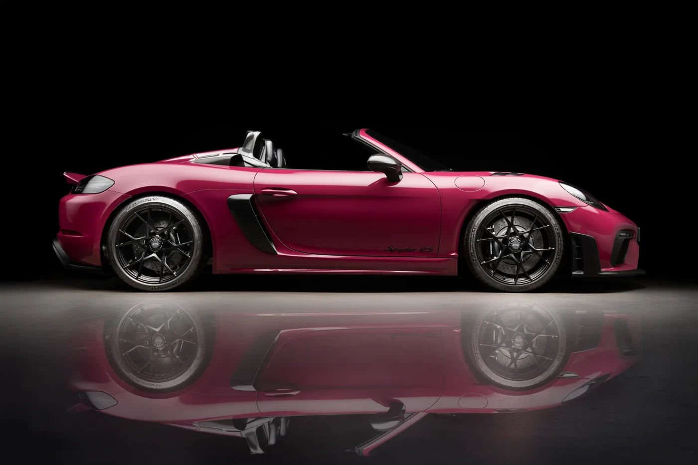 Porsche Spyder RS · Seitenprofil in Pink